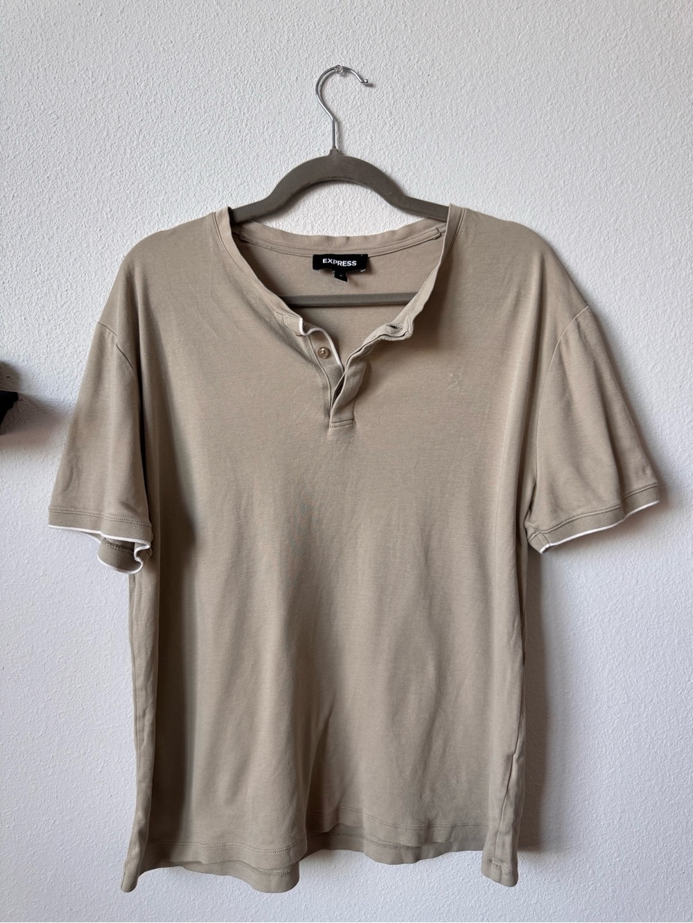 Express Men's Tan Henley Shirt Size M Long Sleeve Casual Cotton Tan